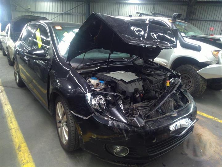 2010 VOLKSWAGEN GOLF RIGHT FRONT DOOR LOCK, GEN 6, HATCH/CABRIO, P/N 5K2837016B, 10/08-01/16 5K2837016B DOOR BOOT GATE LOCK