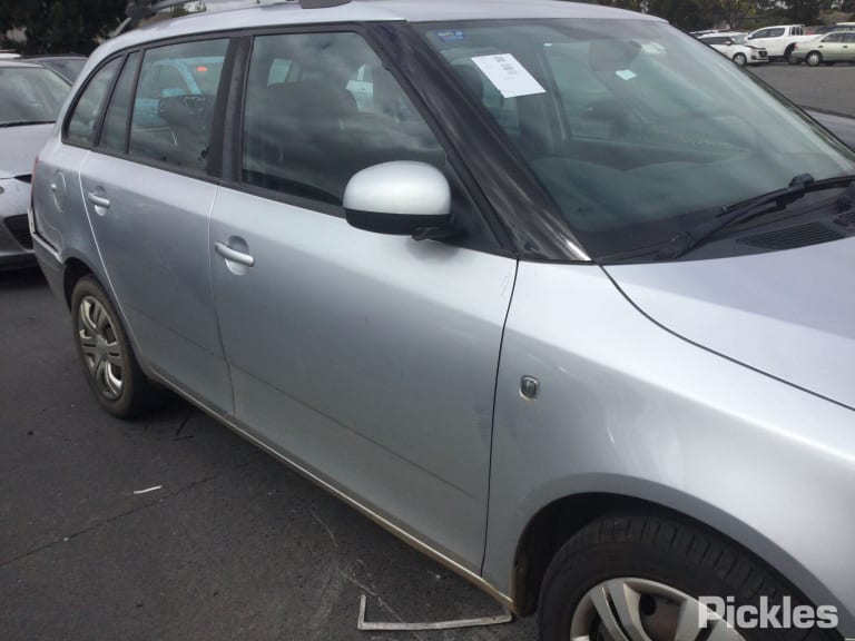 2014 SKODA FABIA PETROL, 1.2, TURBO, 5JF, 08/11-12/14 0AM911023TX STARTER