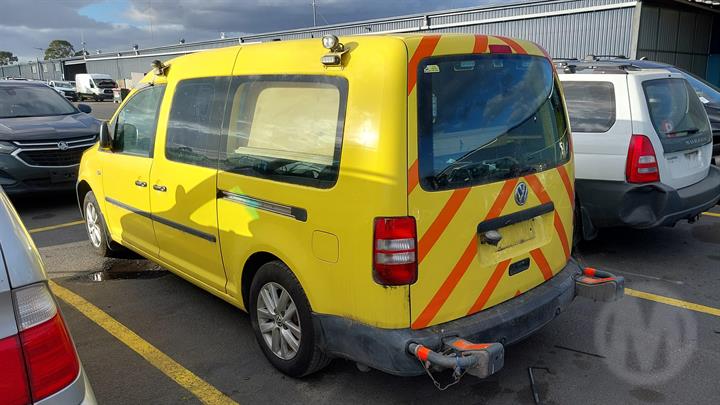 2012 VOLKSWAGEN CADDY RIGHT REAR DOOR SLIDING LOCK, 2K, 12/04-06/15 2K5843654 DOOR BOOT GATE LOCK