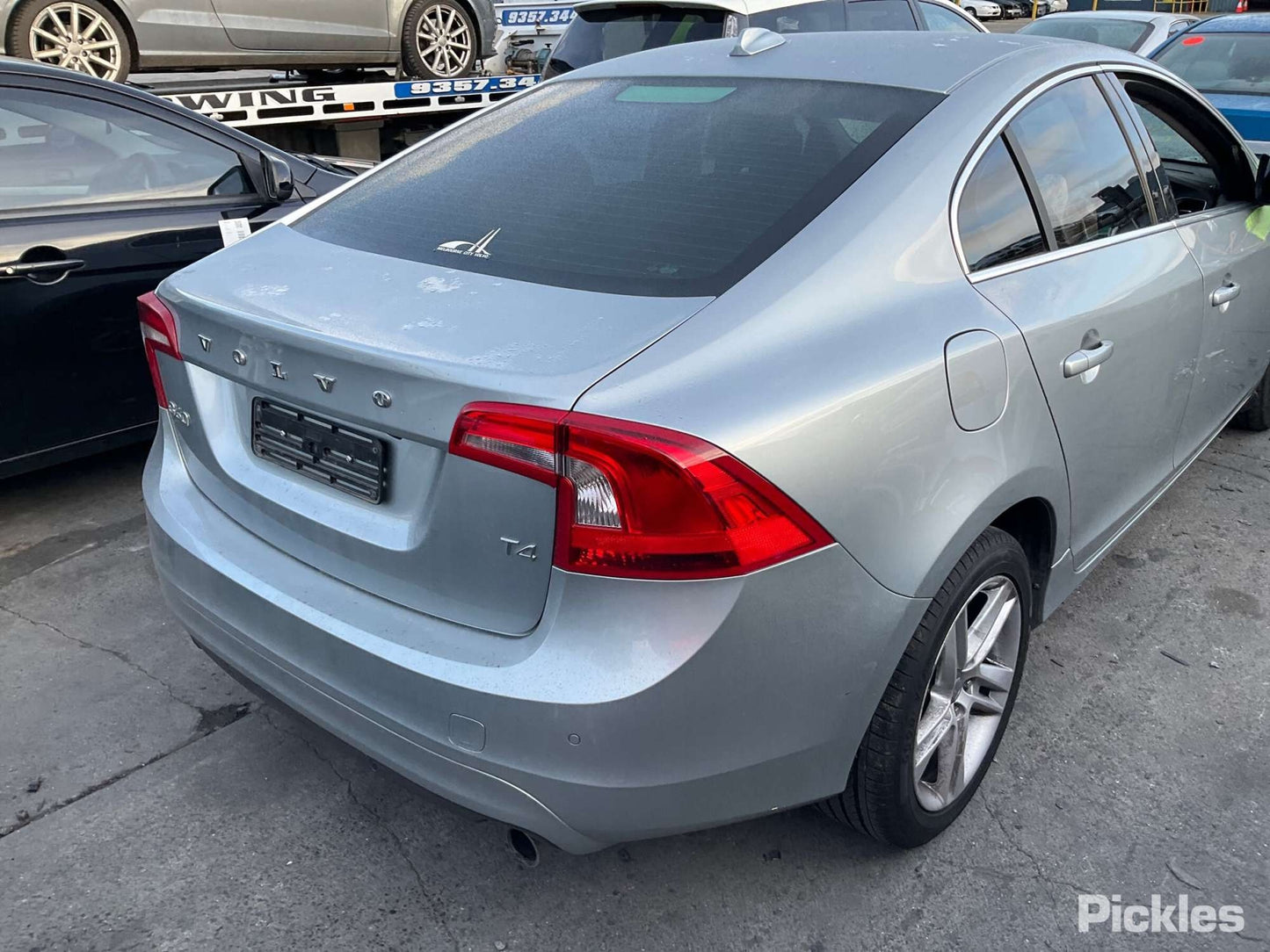 2014 VOLVO S60/V60 Mk2, 12/10-12/18 8630203 GLOVE BOX