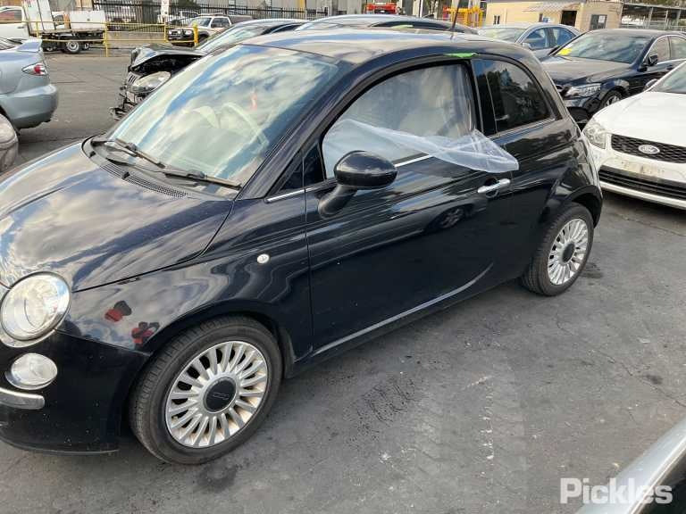 2013 FIAT 500 LEFT FRONT DOOR LOCK, NON 500E, 03/08- 51827415 DOOR BOOT GATE LOCK