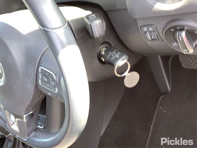 2011 VOLKSWAGEN TIGUAN TAILGATE, 5N, 05/08-06/11 WIPER ARM