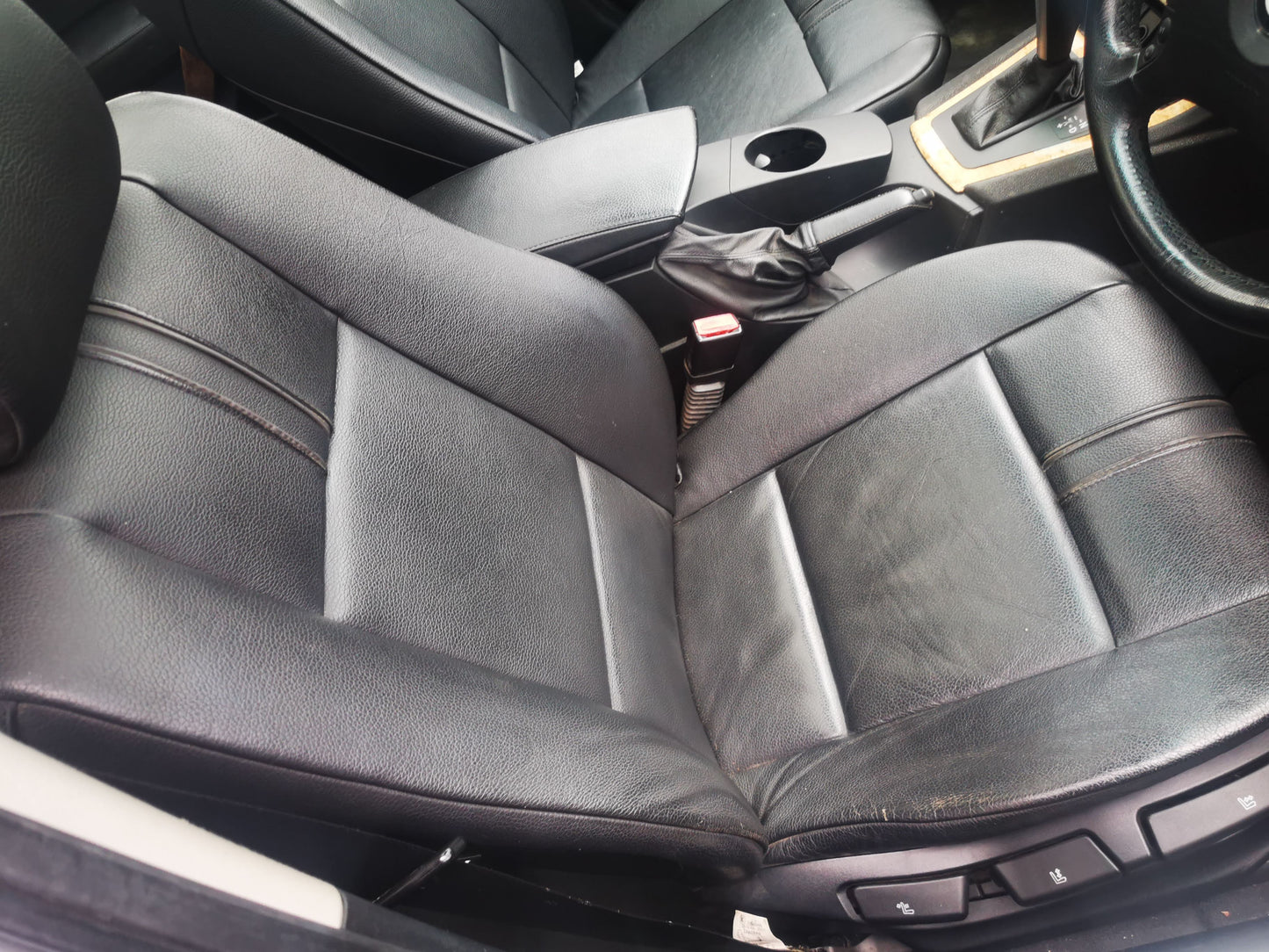 2006 BMW X3 LEFT FRONT DOOR LOCK, E83, 06/04-03/09 51217202145 DOOR BOOT GATE LOCK