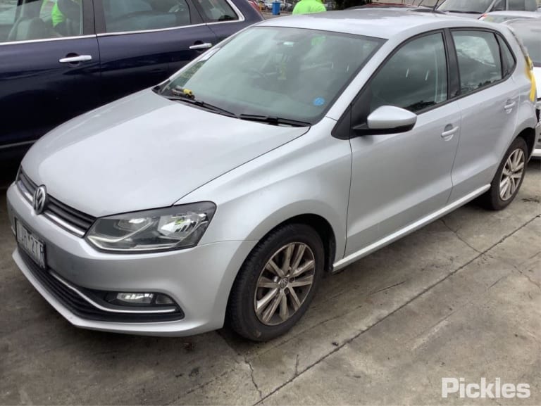 2017 VOLKSWAGEN POLO 6R, HALOGEN, RECTANGULAR REFLECTOR TYPE, 05/14-09/17 6C2941005B LEFT HEADLAMP