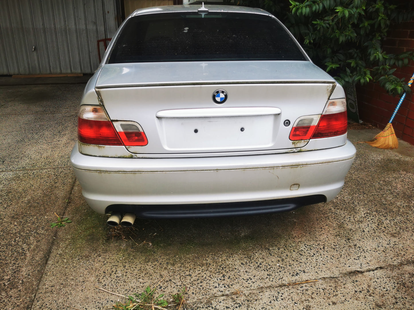 2002 BMW 3 SERIES E46, 09/98-07/06 RIGHT REAR DOOR WINDOW