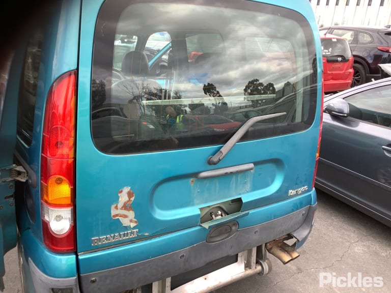 2010 RENAULT KANGOO CD PLAYER, W/ MP3/BLUETOOTH, X61, 10/10- RADIO CD DVD SAT TV