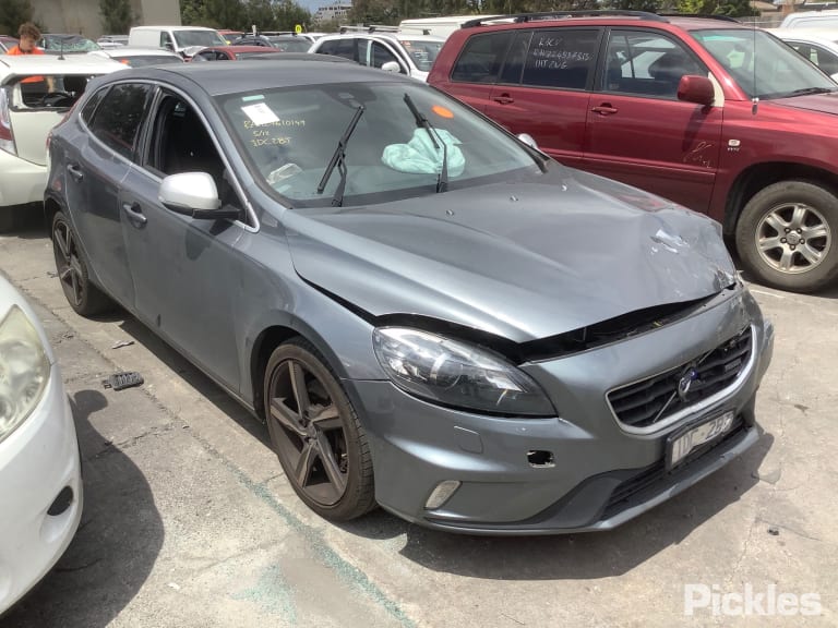 2015 VOLVO S40 M SERIES, W/ PARK ASSIST TYPE, 02/13- 39820427 REAR BUMPER