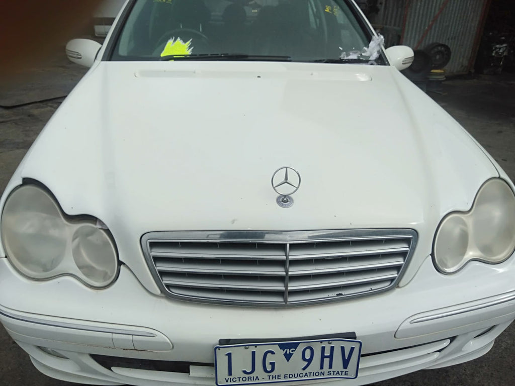 2004 MERCEDES C CLASS W203/S203, SEDAN/WAGON, HALOGEN TYPE, 04/04-06/07 A2038201359  LEFT HEADLAMP