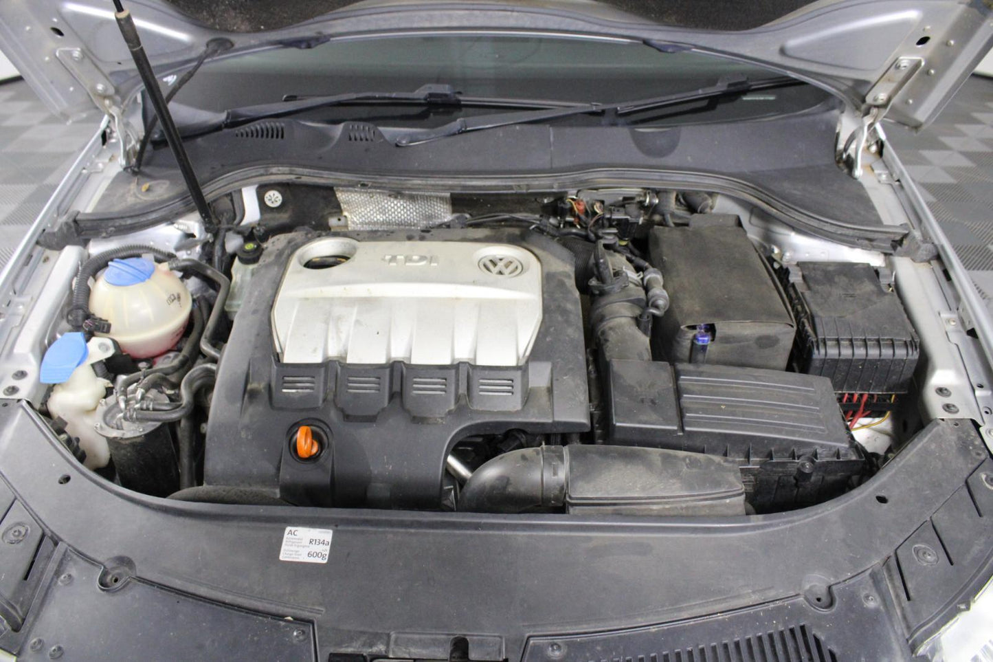 2008 VOLKSWAGEN PASSAT 3C/MK6 B6, SEDAN/WAGON, HALOGEN TYPE, 03/06-09/10 3C0941006AC RIGHT HEADLAMP