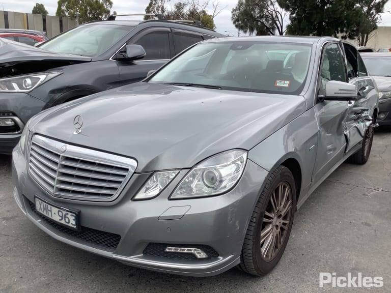 Wrecked Mercedes-Benz E220d