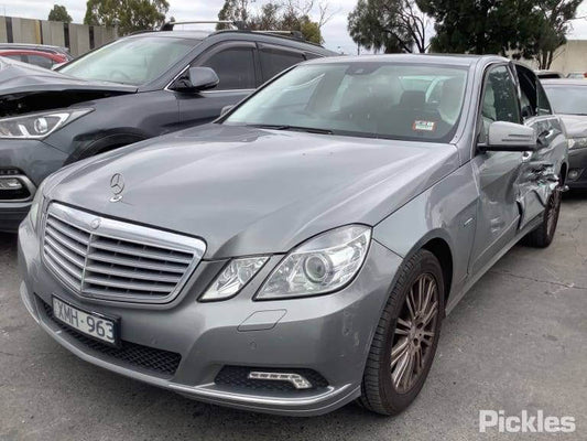 Wrecked Mercedes-Benz E220d