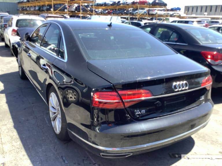 Wrecked 2015 Audi A8 Auto Parts