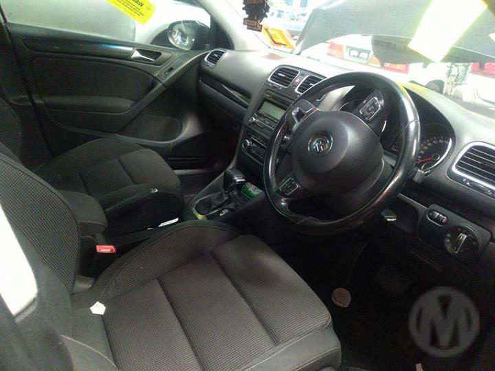 2010 VOLKSWAGEN GOLF LEFT FRONT DOOR LOCK, GEN 6, HATCH/CABRIO, P/N 5K2837015, 10/08-01/16 5K2837015 DOOR BOOT GATE LOCK