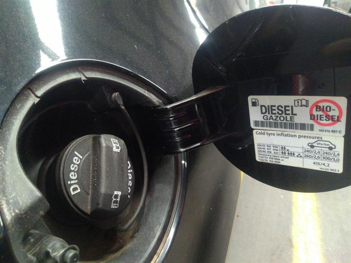 2010 VOLKSWAGEN GOLF LEFT FRONT DOOR LOCK, GEN 6, HATCH/CABRIO, P/N 5K2837015, 10/08-01/16 5K2837015 DOOR BOOT GATE LOCK