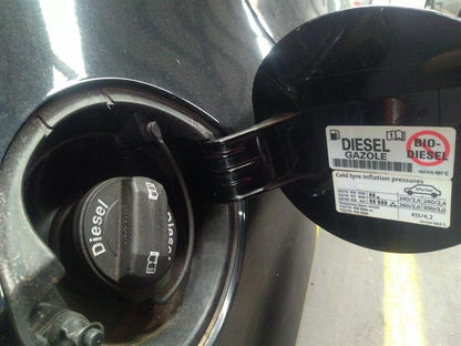 2010 VOLKSWAGEN GOLF RIGHT FRONT DOOR LOCK, GEN 6, HATCH/CABRIO, P/N 5K2837016B, 10/08-01/16 5K2837016B DOOR BOOT GATE LOCK