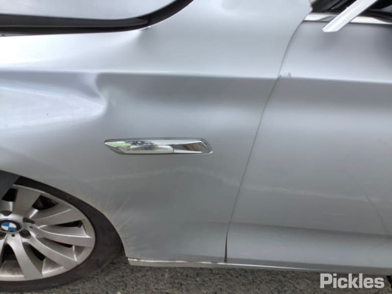 2010 BMW 5 SERIES F07, GRAN TURISMO, 02/10-10/17 51357197913 LEFT REAR DOOR WINDOW