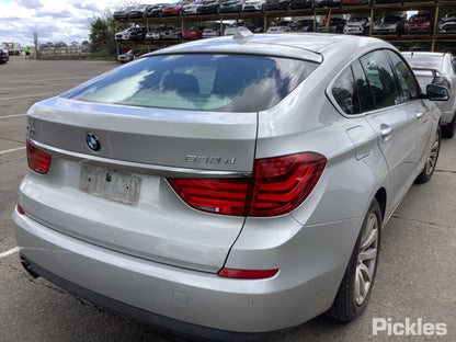 2010 BMW 5 SERIES F07, DOOR REG ASSY (REG AND MOTOR), 02/10-01/17 51357197923 LEFT REAR WND REG MOTOR