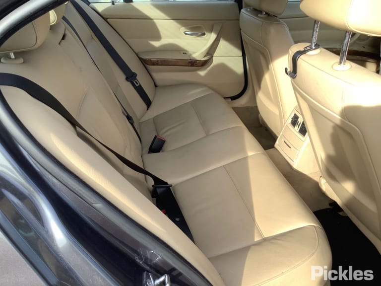 2007 BMW 3 SERIES E90/E91, SEDAN/WAGON, 03/05-04/12 41007203643 LEFT FRONT DOOR