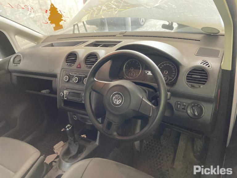 2015 VOLKSWAGEN CADDY VINYL, 2K, NON MULTIFUNCTION TYPE, 08/10-06/15 5K0419091BT STEERING WHEEL