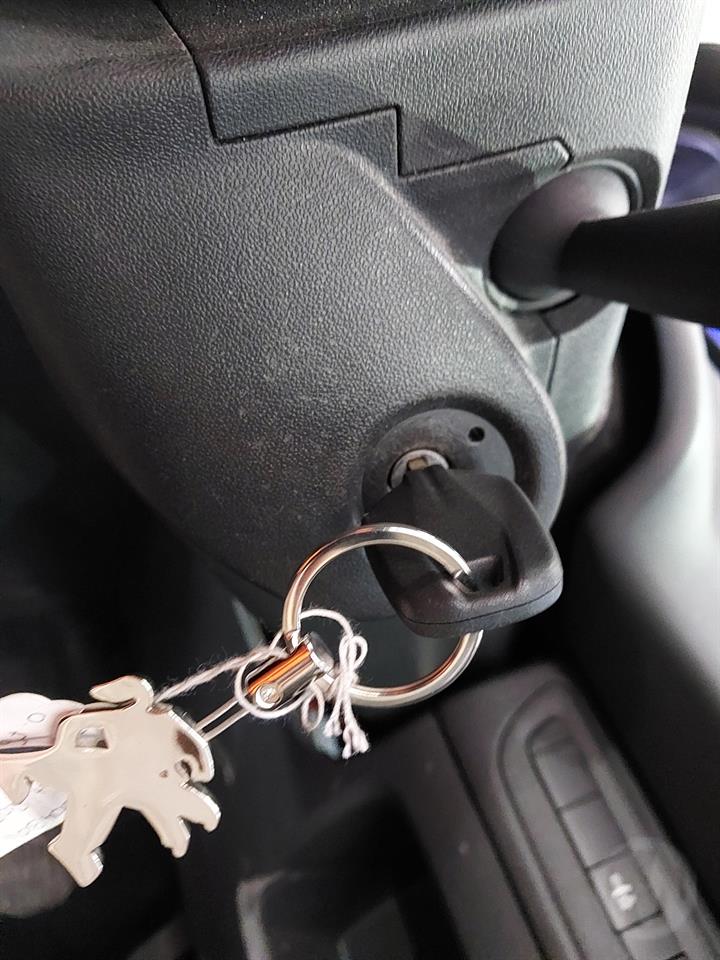 2012 PEUGEOT 208 A9, 10/12 - 12/18  HIGH LEVEL STOPLIGHT