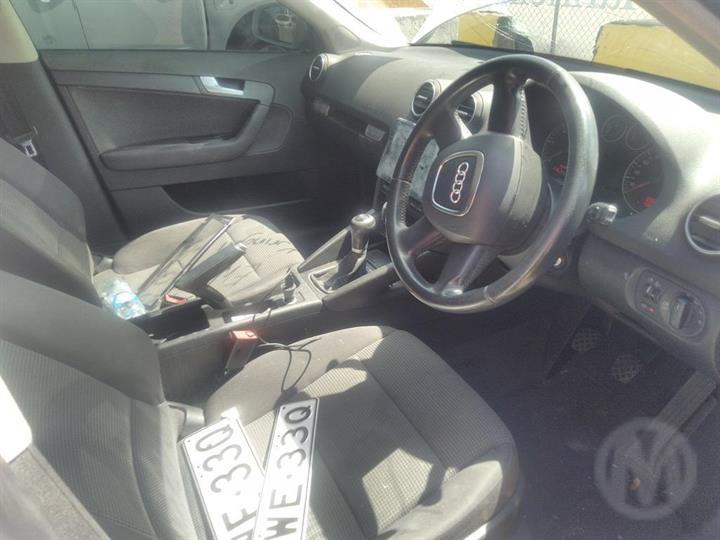 2009 AUDI A3 A3, 8P, HALOGEN TYPE, 07/08-04/13 8P0941003L LEFT HEADLAMP