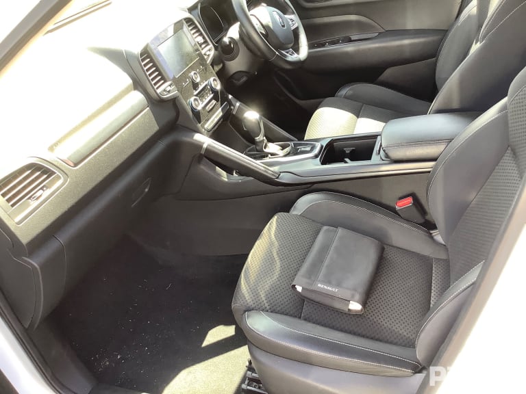 2016 RENAULT KALEOS LH REAR, XZG, 05/16- 829A18551R DOOR TRIM