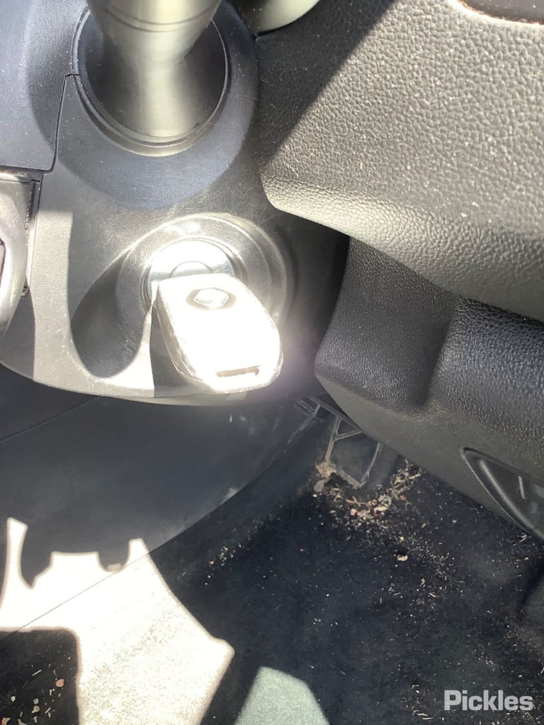 2016 RENAULT KALEOS LH REAR, XZG, 05/16- 829A18551R DOOR TRIM