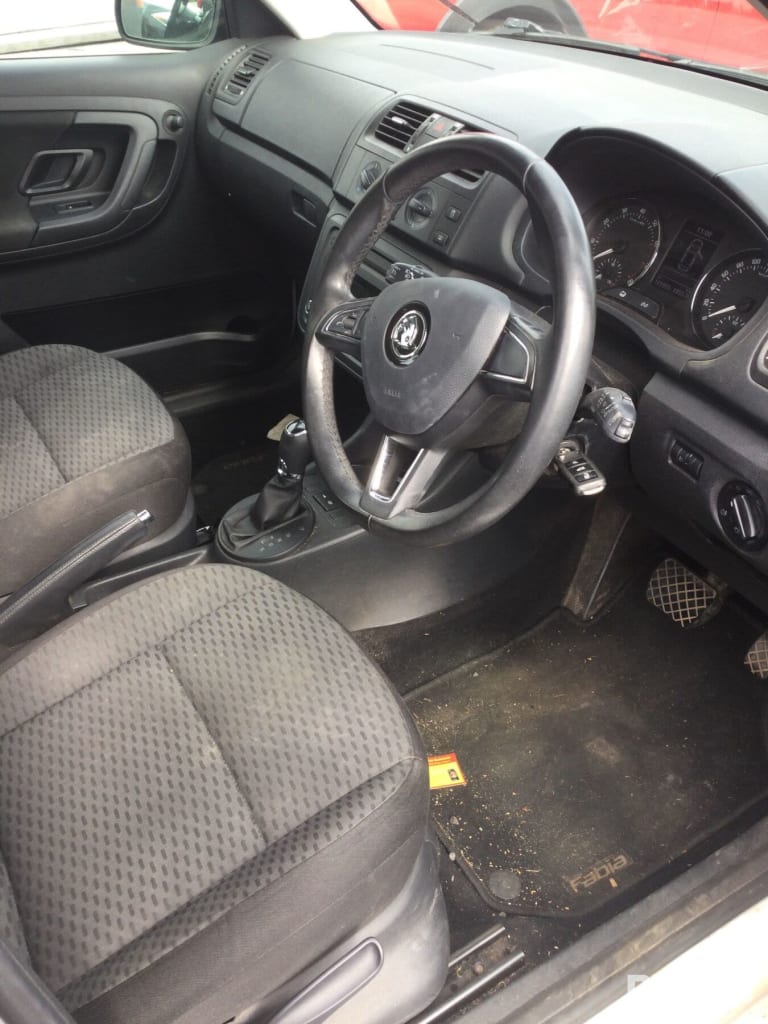 2014 SKODA FABIA PETROL, 1.2, TURBO, 5JF, 08/11-12/14 0AM911023TX STARTER