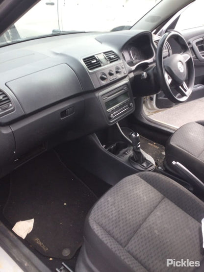 2014 SKODA FABIA 5JF, 08/11-12/14 5J2857507D LEFT DOOR MIRROR