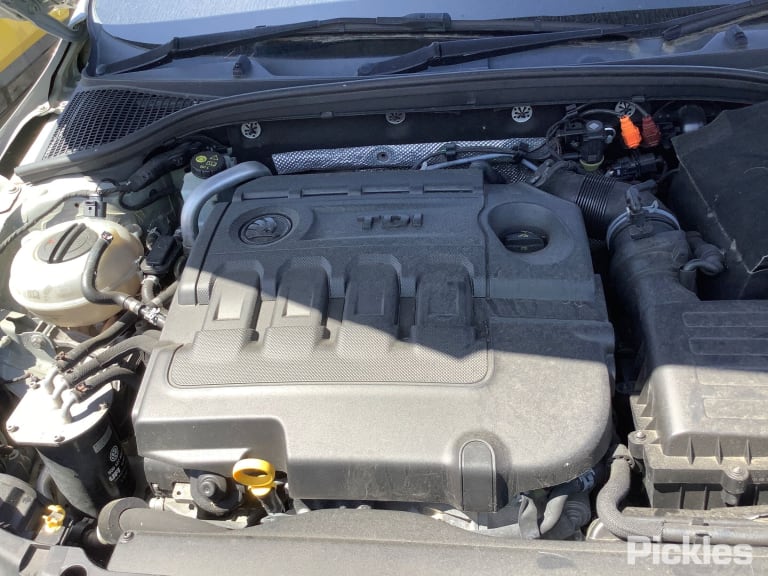 2014 SKODA OCTAVIA NE, FRONT, AUTO, DIESEL, 2.0, TURBO, CUNA CODE, 09/13-09/20 5Q0407272BT RIGHT DRIVESHAFT
