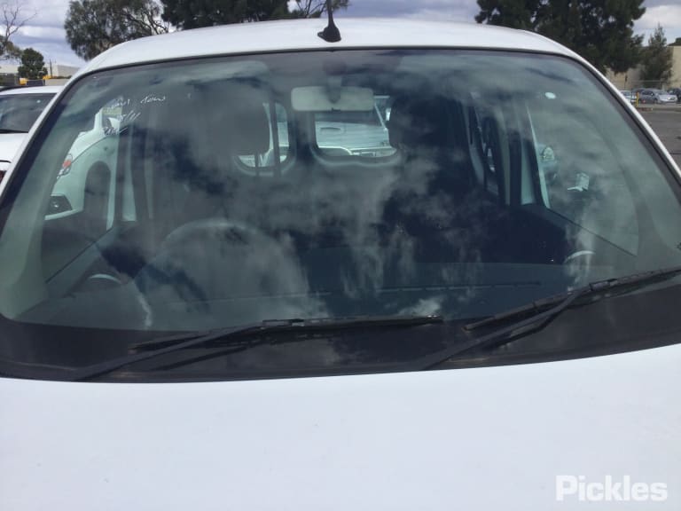 2011 RENAULT KANGOO X61, 10/10-08/13 1350164080 LEFT GUARD