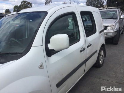 2011 RENAULT KANGOO X61, 10/10-  FUEL DOOR FILLER