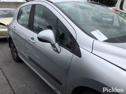 2012 PEUGEOT 308 T7, HATCH, ACCESS, NON PARK SENSOR TYPE, 08/11-12/13 7410EP REAR BUMPER