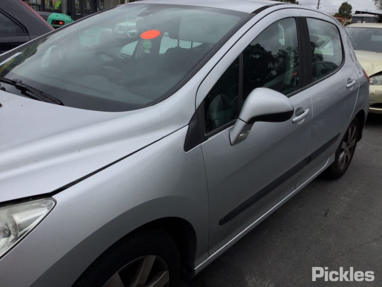 2012 PEUGEOT 308 T7, HATCH/WAGON, MANUAL FOLDING, 2 PLUG TYPE, 09/07-12/13 8153NC RIGHT DOOR MIRROR