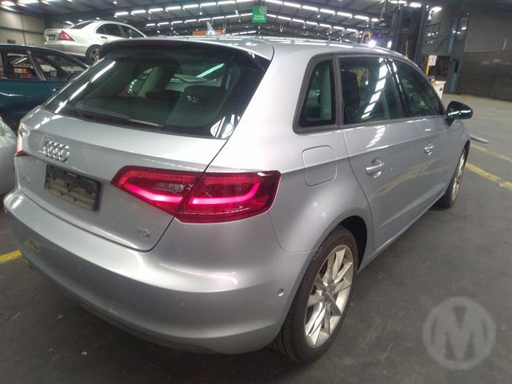 2015 AUDI A3 RIGHT FRONT DOOR LOCK, 8V, 05/13-10/20 8X2837016C DOOR BOOT GATE LOCK