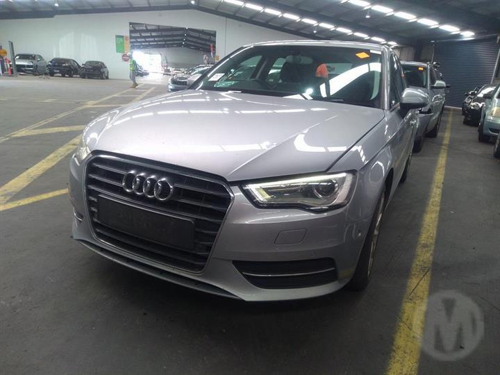 2015 AUDI A3 8V, 5DR HATCHBACK, 05/13-10/20 8V4837462 RIGHT FRONT WINDOW REG MOTOR