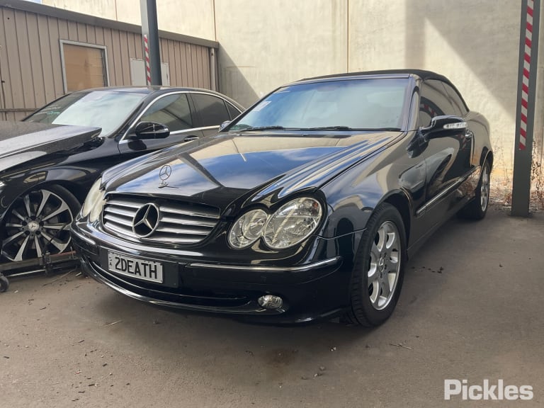 2005 MERCEDES CLK C209/A209, 06/02-06/09 A2093320001 LEFT FRONT HUB ASSEMBLY