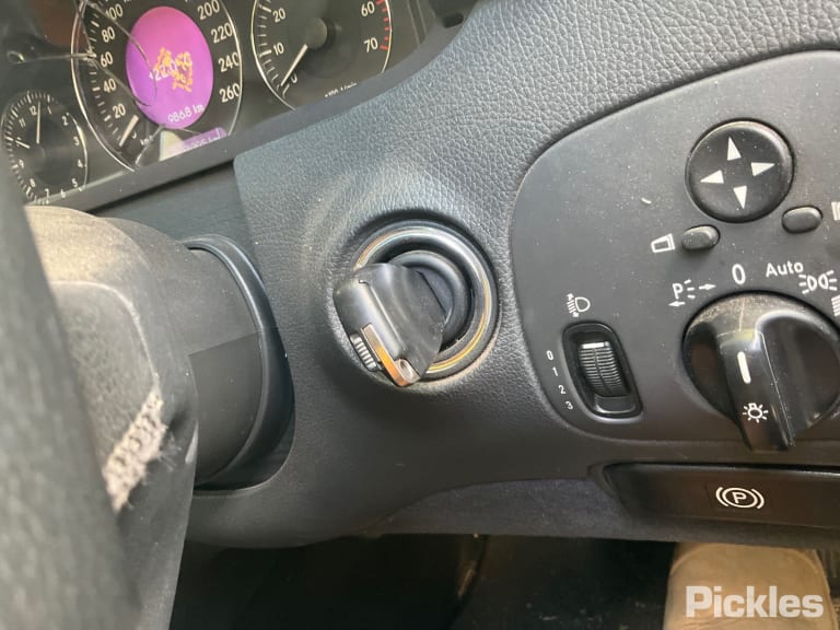 2005 MERCEDES CLK THERMATIC CLIMATE CONTROL TYPE, C209/A209, 07/04-06/09 A2038301885 HEATER AC CONTROLS