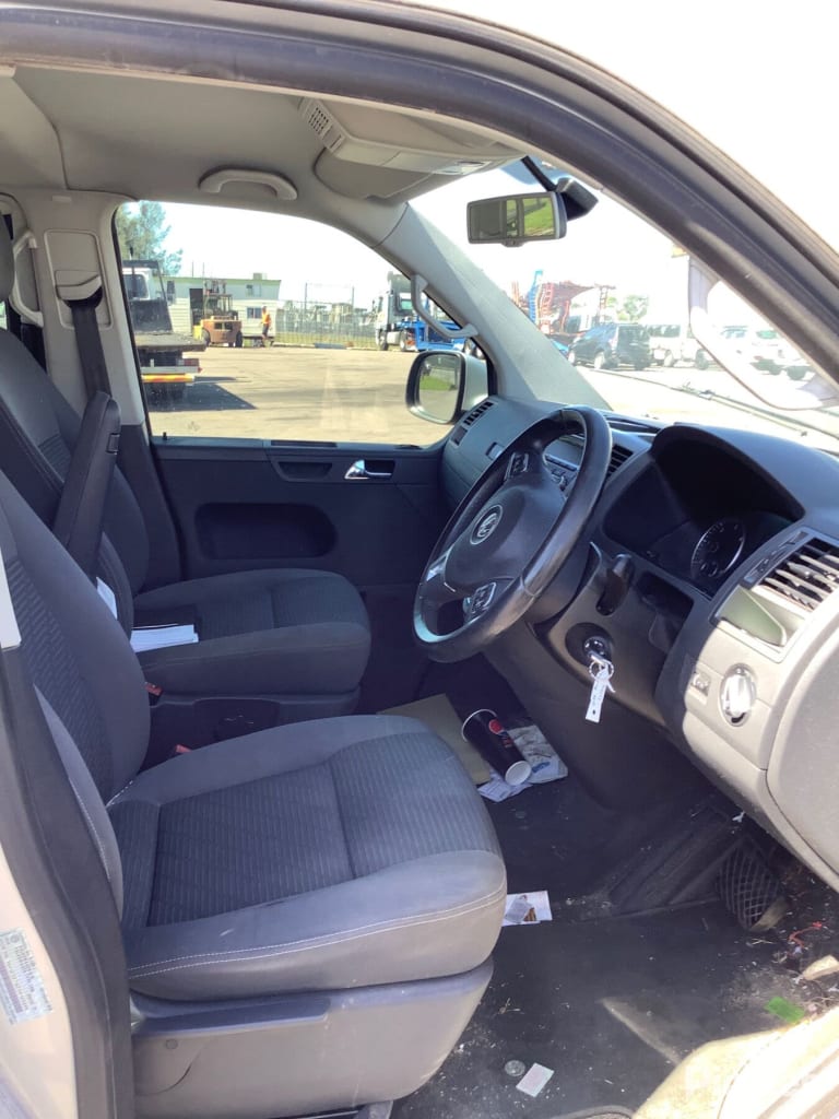 2015 VOLKSWAGEN TRANSPORTER FRONT, MAP LIGHTS, NON SUNROOF SWITCH TYPE, T5, VAN, 03/10-06/15 3B0947109 COURTESY LIGHT