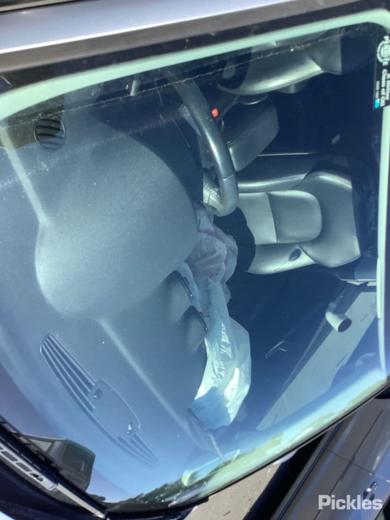 2008 AUDI A3 A3, 8P, 5DR HATCH, FOLDING TYPE, 03/04-09/08 8P2858532K RIGHT DOOR MIRROR