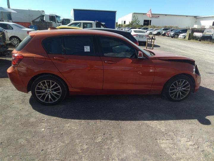 2013 BMW 1 SERIES F20, HATCH, 06/11-04/19 51337281881 LEFT FRONT WINDOW REG MOTOR