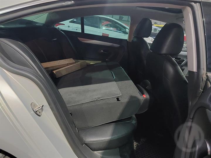 2009 VOLKSWAGEN PASSAT 3CC, SEDAN, 01/09-12/16 3C8845206A RIGHT REAR DOOR WINDOW