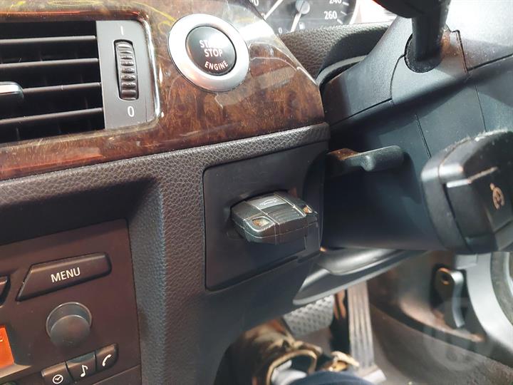 2005 BMW 3 SERIES STANDARD, NON PADDLE SHIFT TYPE, LEATHER, E90/E91/E92/E93, 03/05-09/13 32306771411 STEERING WHEEL