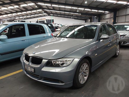 2005 BMW 3 SERIES E90, SEDAN, 03/05-01/12 51337140588 RIGHT FRONT WINDOW REG MOTOR