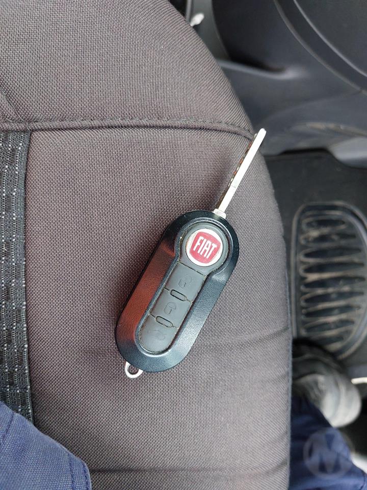 2014 FIAT 500 TAILGATE, 03/08- 51787577 WIPER ARM