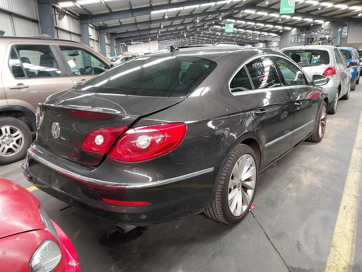 2009 VOLKSWAGEN PASSAT 3CC, SEDAN, 01/09-06/12 3C8845201A LEFT FRONT DOOR WINDOW