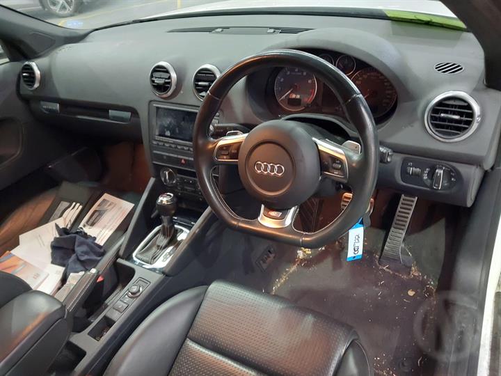 2010 AUDI A3 AUTO, 1.9/2.0, PETROL/DIESEL, DSG, 8P, 05/10-04/13 5K2 713 025 BJ GEAR STICK SHIFTER