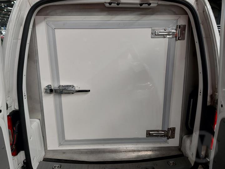 2010 VOLKSWAGEN CADDY 2K, 12/04-06/15 2K0845201C LEFT FRONT DOOR WINDOW