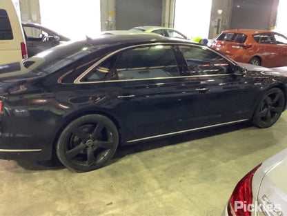 2015 AUDI A8 D4, 08/10-06/17 4H0505431D LEFT REAR HUB ASSEMBLY