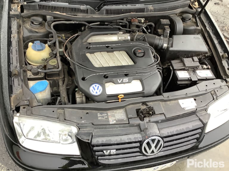 2000 VOLKSWAGEN BORA 12/99-12/05  ECU